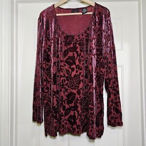 Apostrophe Woman Burgundy Red Velvet Burnout Top 20-22W Holiday Date Night